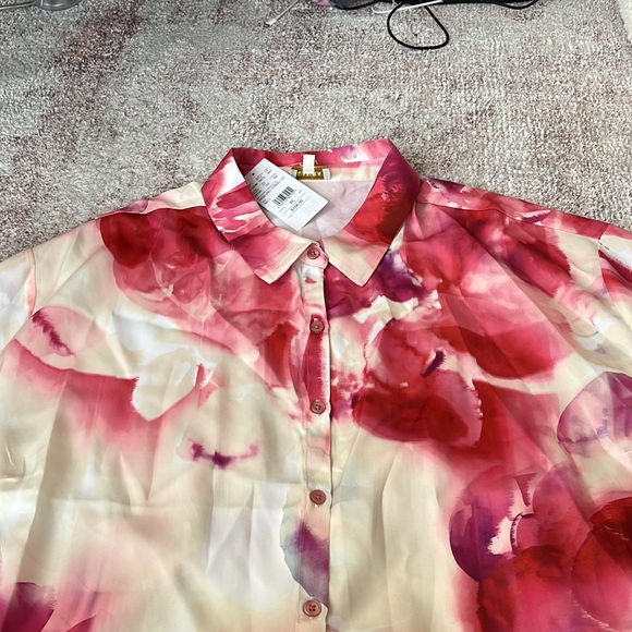 NWT Laura Plus short sleeve blouse - Picture 6 of 8